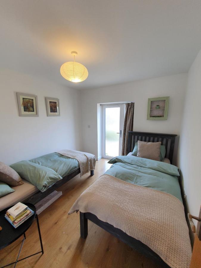 Beautiful 2 Bedroom Guest House With Private Pool In Lacock, Wiltshire Dış mekan fotoğraf